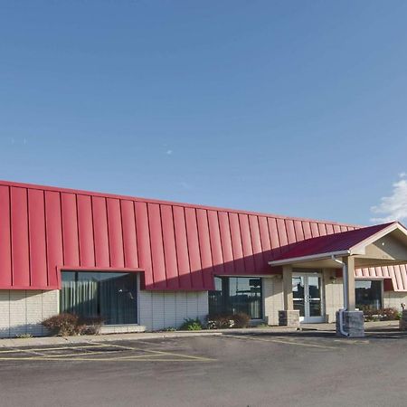 Americas Best Value Inn Salina Exteriör bild