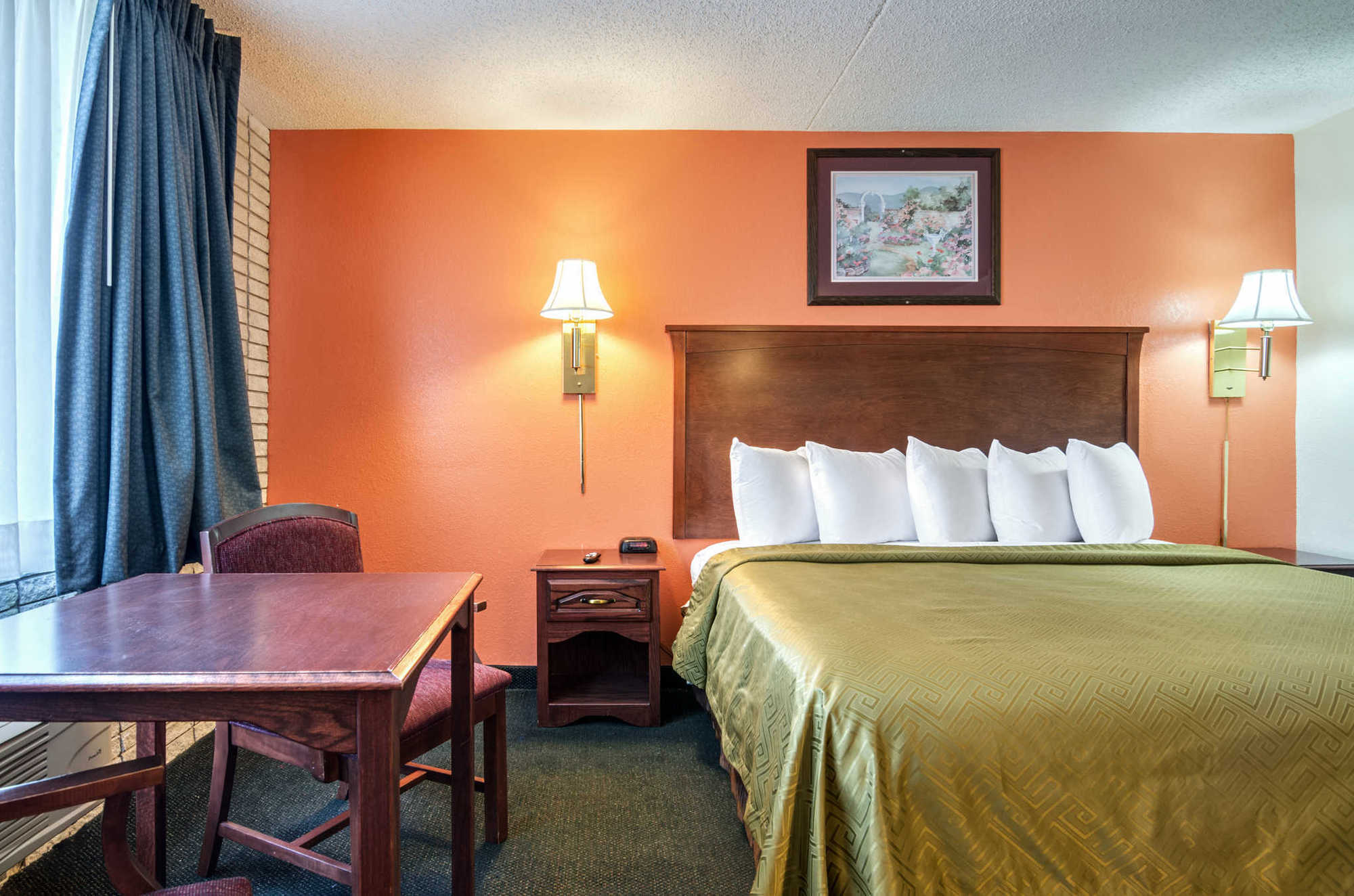 Americas Best Value Inn Salina Rum bild