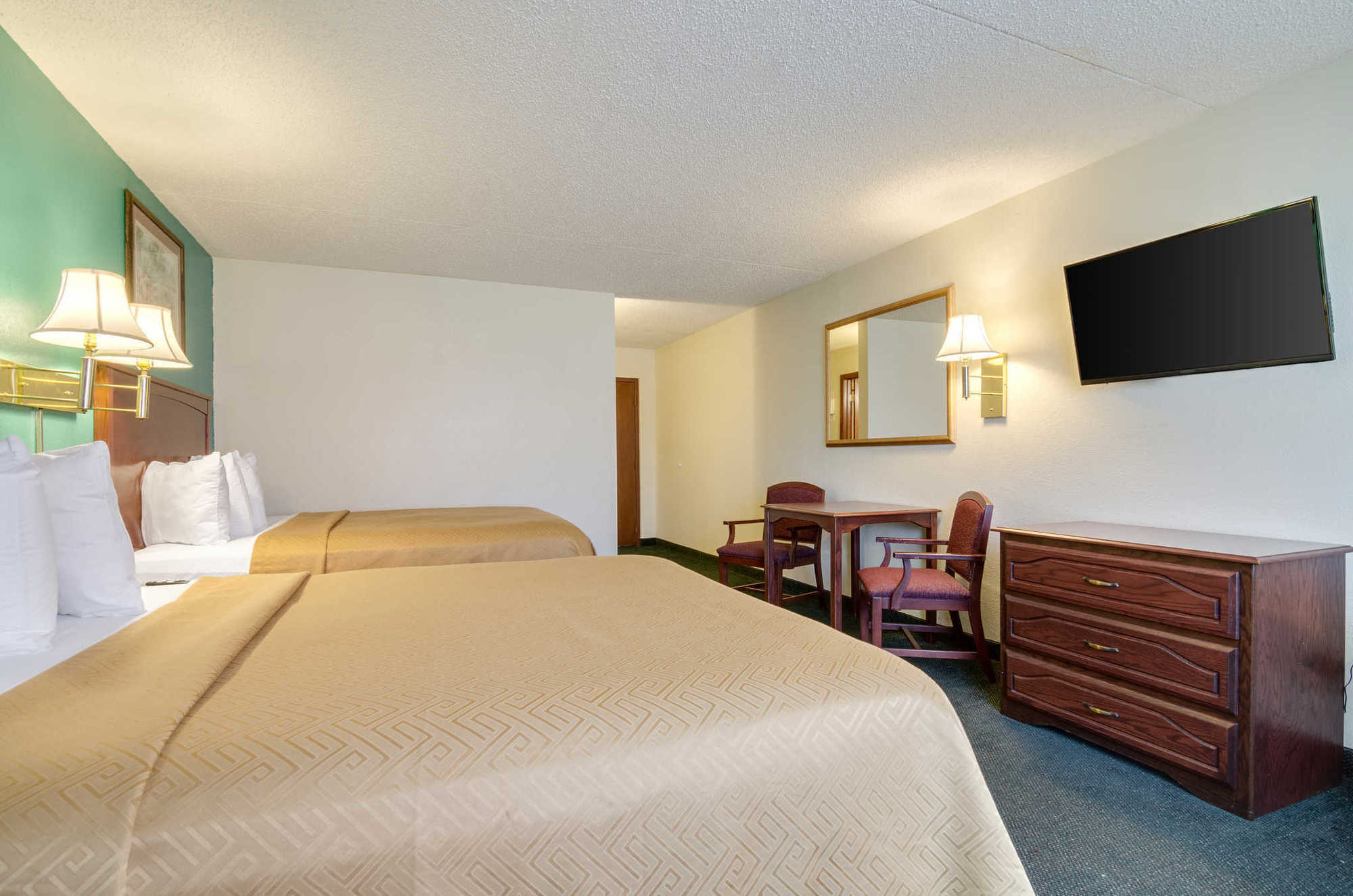 Americas Best Value Inn Salina Rum bild